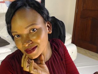 My BongaCams Model Name Is Boobebony, I Come From California! I Am A Brunette