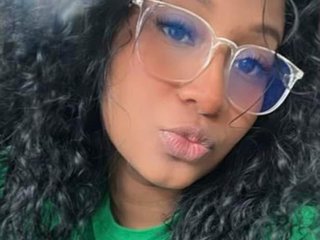New York Is Where I Come From And I Am A Brunette And A Sex Webcam Pleasing Woman Is What I Am