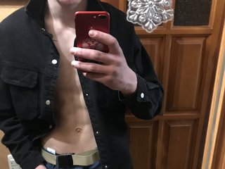 I Am Named Slendermen-1! I'm 19 Years Of Age