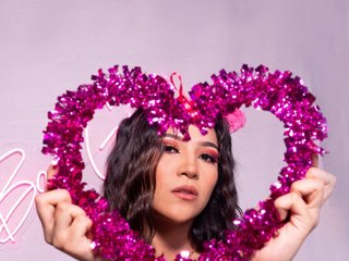 I'm A Sex Chat Alluring Female! I Am A Brunette, My BongaCams Model Name Is Megan-lee1