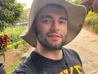 Colombia Is Where I Come From And I Am A Brunette 2