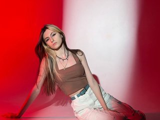 At BongaCams I'm Named SonASHEkaa! A Webcam Charming Female Is What I Am, I Am A Brunette