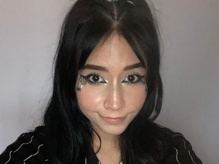 My Age Is 18 Years Old, My Name Is HaileyLion