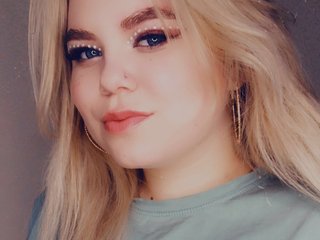 A Camwhoring Horny Woman Is What I Am! My BongaCams Name Is Milahka69