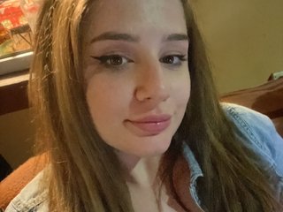 I'm A Cam Eye-catching Hottie, I'm 24 Yrs Old And I Am A Brunette