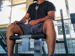 I Am From Salvador And I'm 28 Yrs Old