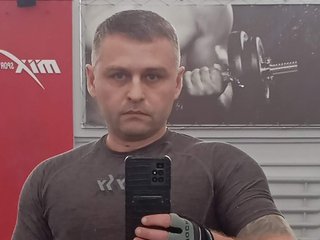 I Am A Blonde, People Call Me VadimenS And I'm 43 Years Of Age