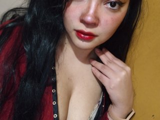 Camaqua Is Where I Live, I Am A Brunette And My Age Is 19 Years Old