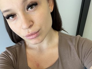 A Live Webcam Lovely Chick Is What I Am! I Am A Brunette 2