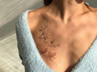 I Am A Brunette, I'm A Live Cam Pleasing Lady And My Age Is 18 Yrs Old