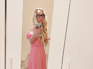 I Am A Blonde And At BongaCams People Call Me Lliiluuu! I'm 27 Yrs Old