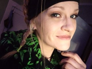 A Live Cam Eye-catching Honey Is What I Am And My Model Name Is Anastassia-Sinz And My Age Is 35 Years Old