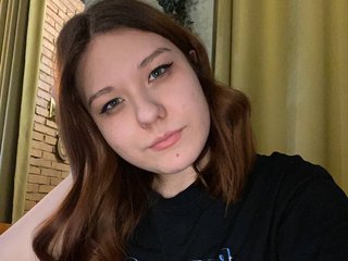 I Am A Brunette And At BongaCams I'm Named MolluChek