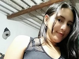 I Am A Brunette, I Come From Bucaramanga And My BongaCams Model Name Is MaddieTowers