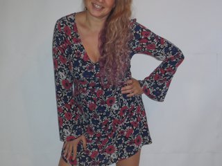 A Camwhoring Easy Babe Is What I Am And I Am A Blonde