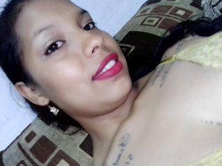 I'm A Cam Beautiful Female! My Model Name Is NaomiDonello And I Come From Yotoco