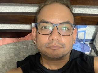 Colombia Is Where I Come From, I'm 38 Yrs Old