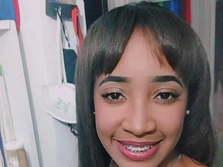 I Am A Brunette! My Name Is Vanelope-miller, I'm 25 Yrs Old