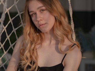 A Webcam Pretty Female Is What I Am And 20 Is My Age