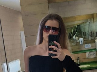 My Name Is KatyaRose And I'm A Camming Horny Girl