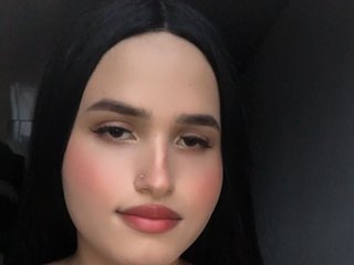 I Am A Brunette, People Call Me Starpornxxx
