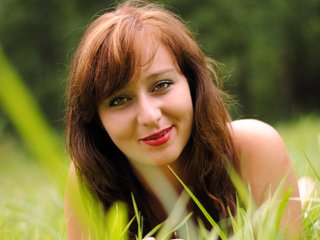 I Am A Brunette! 28 Is My Age! A Live Chat Appealing Honey Is What I Am
