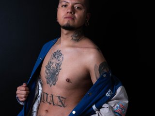 I Am A Blonde And I Am Named Cristiann-Lopez