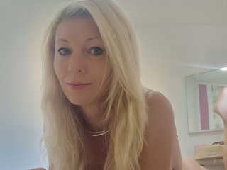 I Am A Blonde! My Model Name Is SweetTaya
