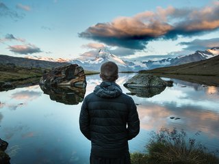 I Am A Brunette, I Live In Latina