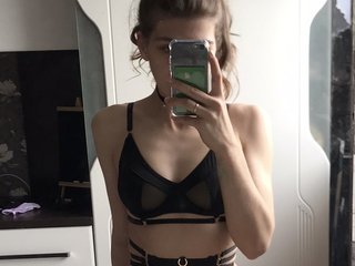 I Am A Blonde, My Age Is 23 Years Old! I'm A Webcam Alluring Honey