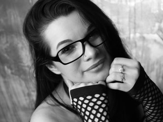 My Age Is 20 Yrs Old, My Model Name Is Cum6with9me! I Am A Brunette