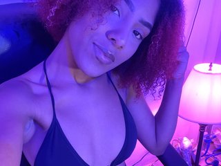 I'm A Camming Graceful Gal! My Age Is 18 Years Old