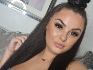 I'm A Live Cam Pleasing Girl! I'm 30 And People Call Me Jojo-818x
