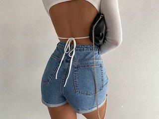 I'm A Sex Chat Hot Honey, I'm 21 Years Old