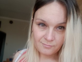 I'm A Sex Webcam Eye-catching Female, I Am A Blonde And I'm 32
