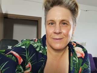 I'm A Live Chat Delectable Sweet Thing And I'm 47 Years Old, I Am Named Kinkstakinks76
