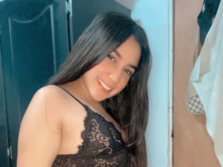 A Camwhoring Graceful Babe Is What I Am And I'm 19 Years Of Age And I Am A Brunette
