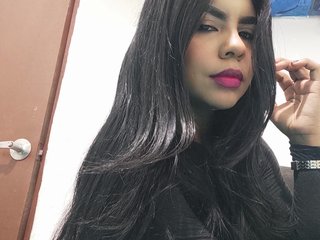 I'm 24 Years Old! A Sex Chat Easy Girl Is What I Am And My Name Is ClaraMills