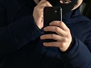 My Model Name Is 3omber33