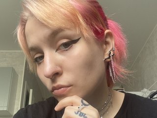 A Sex Chat Seductive Chick Is What I Am, I Am A Blonde