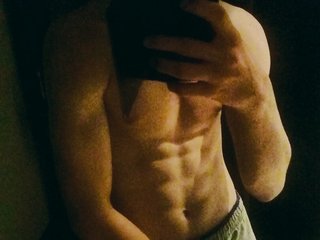 My Name Is QwertyJack2 And I'm 18 Years Of Age
