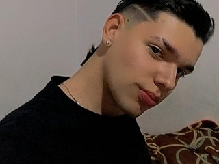 I Am A Brunette! My Name Is Percymyers