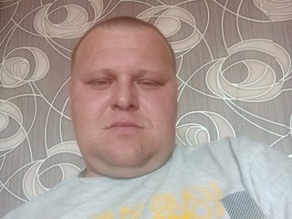 I Am A Brunette! I Am Named Artem-252