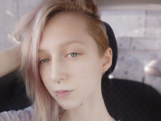 I'm 18 Years Of Age, My Name Is Ola-dushek