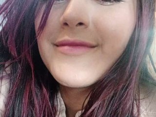 I'm A Sex Chat Beautiful Babe! I Am Named Veronicasmith And My Age Is 21 Years Old