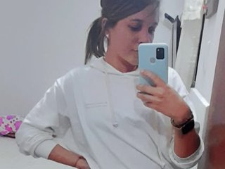 I'm 32 Years Of Age And A Sex Webcam Engaging Bimbo Is What I Am