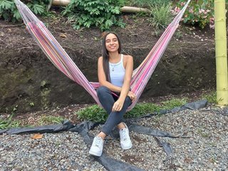 I'm 21 Years Of Age! I'm A Live Cam Irresistible Honey