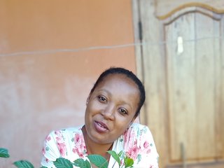 I Am A Blonde, I'm 27 Years Old, I'm A Live Chat Hot Woman
