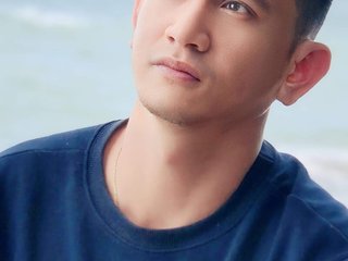 I Live In Davao City, My Model Name Is Arcade1993 And I Am A Blonde