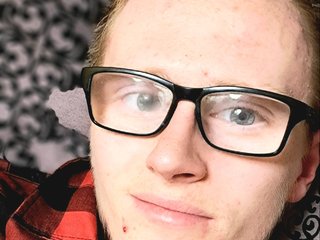 I'm 20 Years Of Age! At BongaCams I'm Named Candy69king